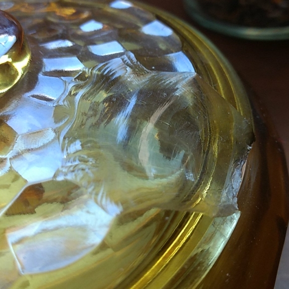 Vintage Amber Glass Powder Bowl / Candy Dish - Picture 3 of 7